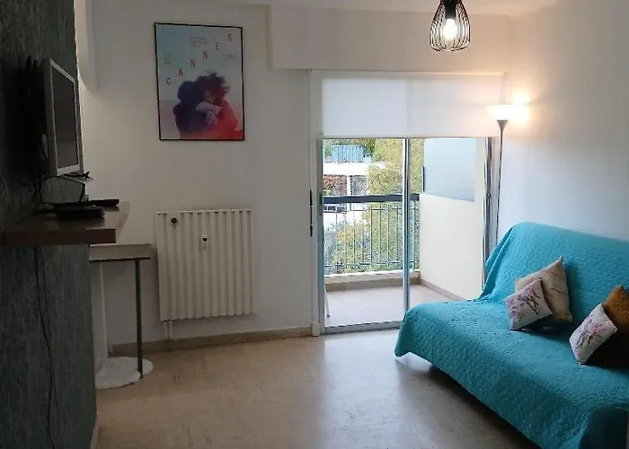 Apartment Le Mediterranee Cannes